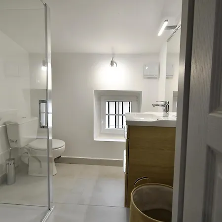 Le Castel Apartment